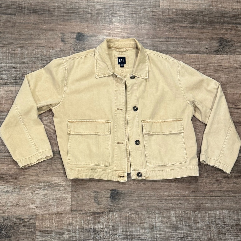 GAP Women’s Utility Cropped Jacket